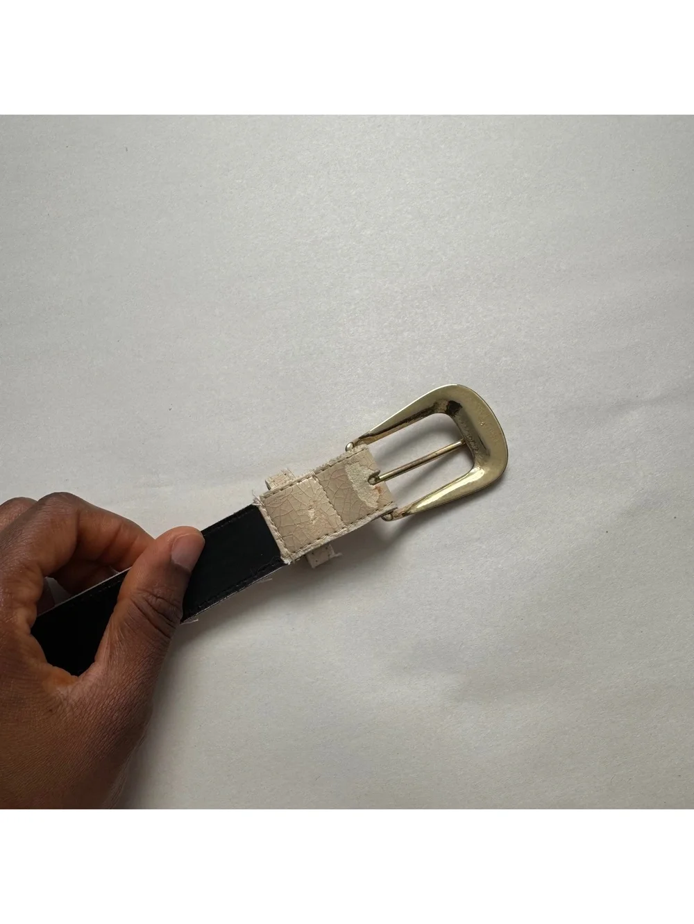 90s Cream Crackle Leather Belt Brass Buckle Size 10 Off White